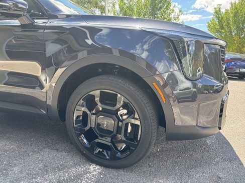 New 2026 Kia Sorento SX Prestige w/ Olive Brown Leather Package image 6