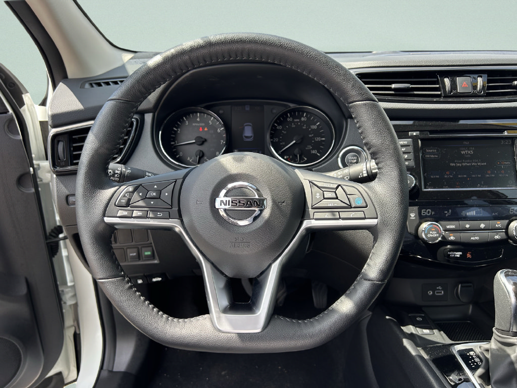 Used 2021 Nissan Rogue Sport SL w/ Premium Package FWD image 33
