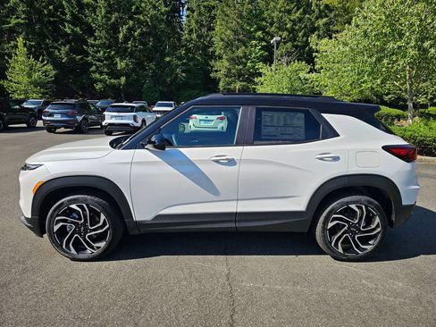New 2026 Chevrolet TrailBlazer RS w/ Convenience Package AWD/4WD image 2
