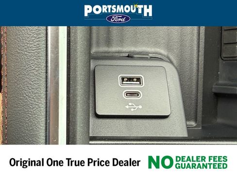 New 2025 Ford Expedition Active image 21