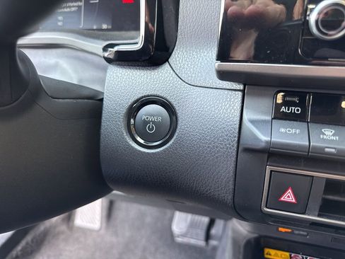 Used 2025 Toyota Camry LE image 11