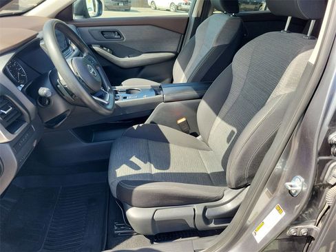 Used 2022 Nissan Rogue S image 13