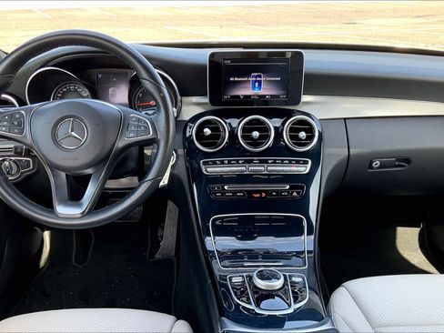 Used 2018 Mercedes-Benz C 300 Sedan image 14