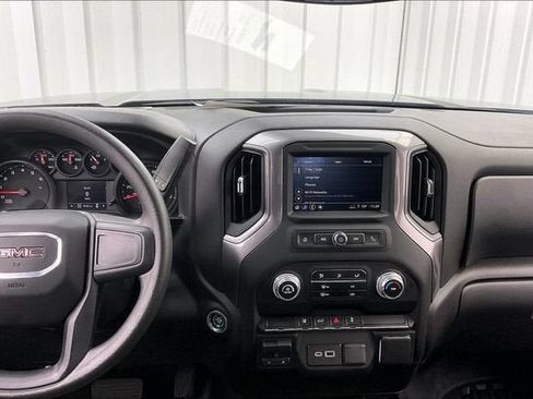 Certified 2024 GMC Sierra 2500 Pro w/ Convenience Package AWD/4WD image 6