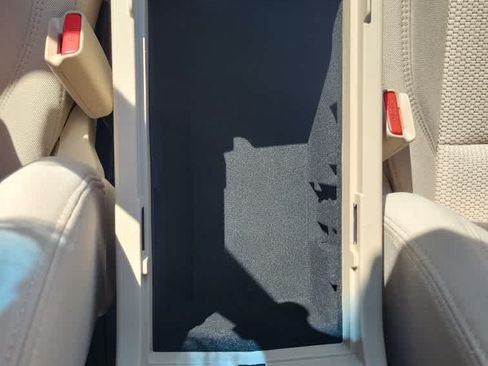Used 2019 Subaru Outback 2.5i AWD/4WD image 19