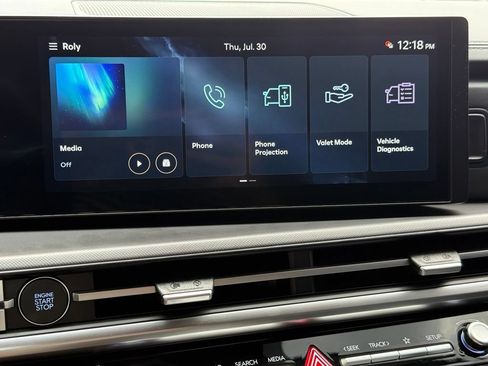 Used 2025 Hyundai Santa Fe SEL FWD image 15