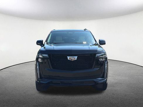 Certified 2024 Cadillac Escalade ESV Sport Platinum w/ LPO, ONYX Package AWD/4WD image 24