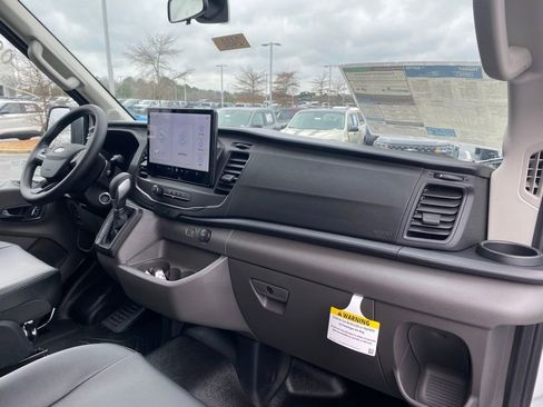 New 2026 Ford Transit 250 Base image 28