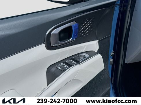 New 2026 Kia Sorento S w/ S Panoramic Sunroof Package image 23