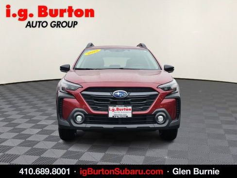 Used 2025 Subaru Outback Premium image 2