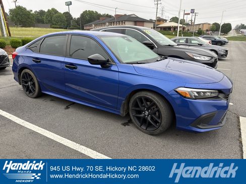 Used 2022 Honda Civic Sport image 1