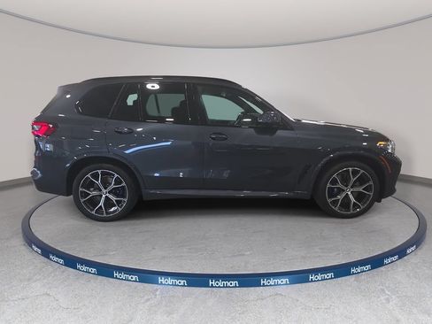 Used 2022 BMW X5 xDrive40i w/ M Sport Package AWD/4WD image 5
