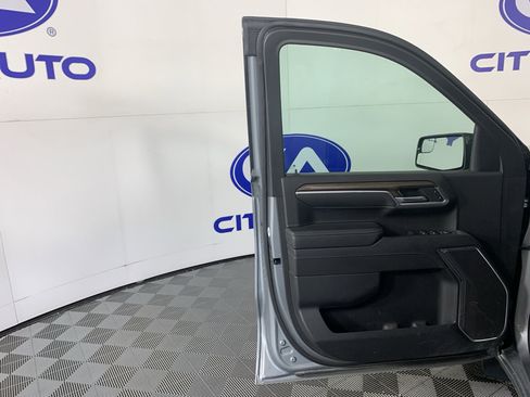 Used 2023 Chevrolet Silverado 1500 RST w/ Redline Edition image 12