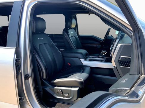 Used 2020 Ford F150 Platinum w/ Equipment Group 701A Luxury AWD/4WD image 9