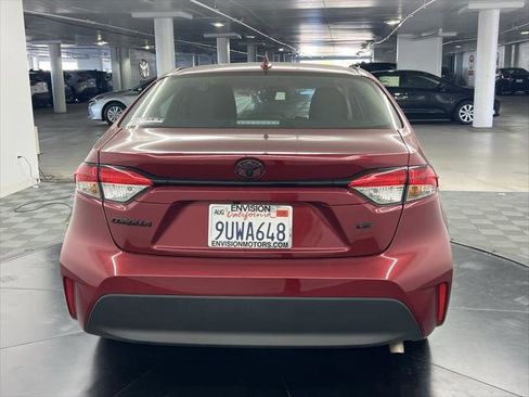 Certified 2025 Toyota Corolla LE image 6