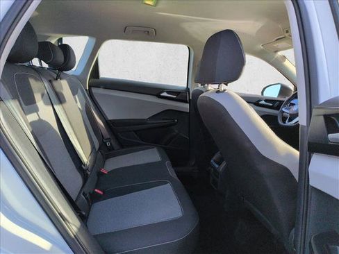 Certified 2023 Volkswagen Taos S FWD image 22