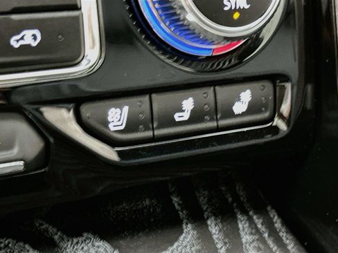 Used 2024 GMC Yukon XL Denali w/ LPO, Floor Liner Package AWD/4WD image 22