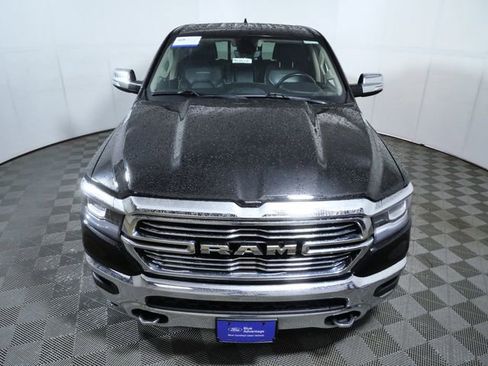 Used 2019 RAM 1500 Laramie AWD/4WD image 3
