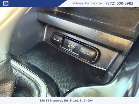 Used 2020 Kia Soul LX FWD image 26