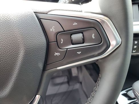 New 2026 Chevrolet Trax LT image 12