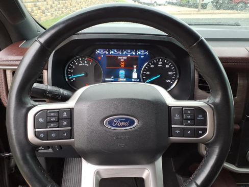 Used 2024 Ford Expedition Max Limited AWD/4WD image 22