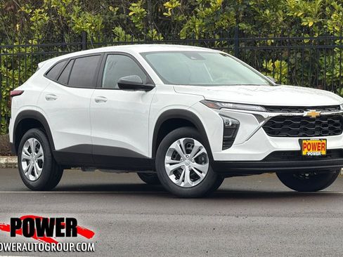 New 2026 Chevrolet Trax LS image 1