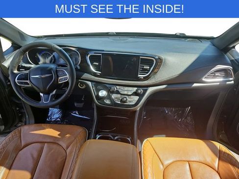 Used 2022 Chrysler Pacifica Pinnacle image 9