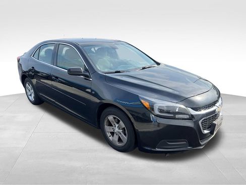 Used 2015 Chevrolet Malibu LS FWD image 16