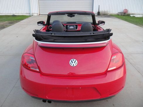 Used 2016 Volkswagen Beetle 1.8T S image 17