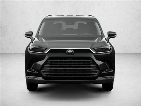 Used 2025 Toyota Grand Highlander AWD image 2