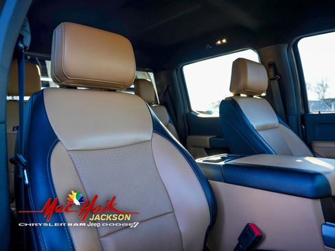 Used 2023 Ford F350 Lariat image 18