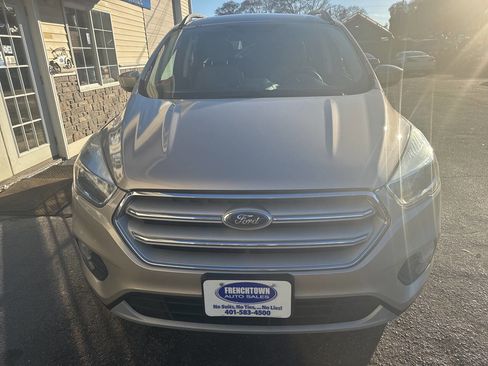 Used 2018 Ford Escape SE w/ SE Sync 3 Package image 5