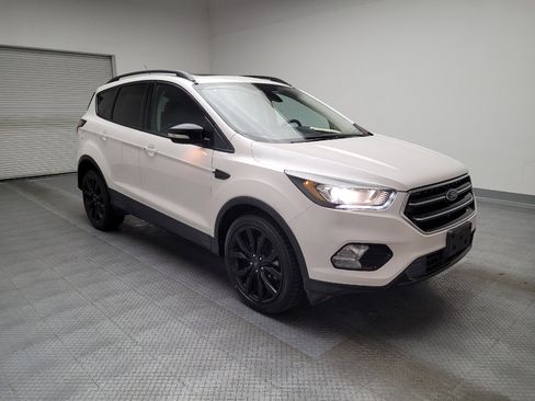 Used 2017 Ford Escape Titanium image 13