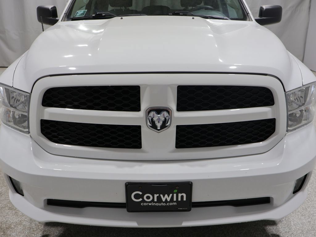 Used 2019 RAM 1500 Express AWD/4WD image 9