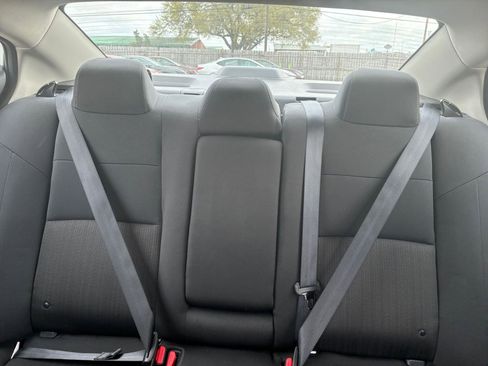 Used 2025 Nissan Altima 2.5 SV FWD image 36