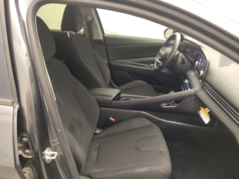 Used 2021 Hyundai Elantra SEL w/ Convenience Package FWD image 21