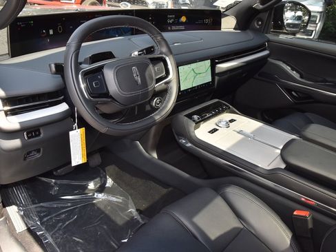 New 2025 Lincoln Navigator Reserve w/ Jet Appearance Package image 36