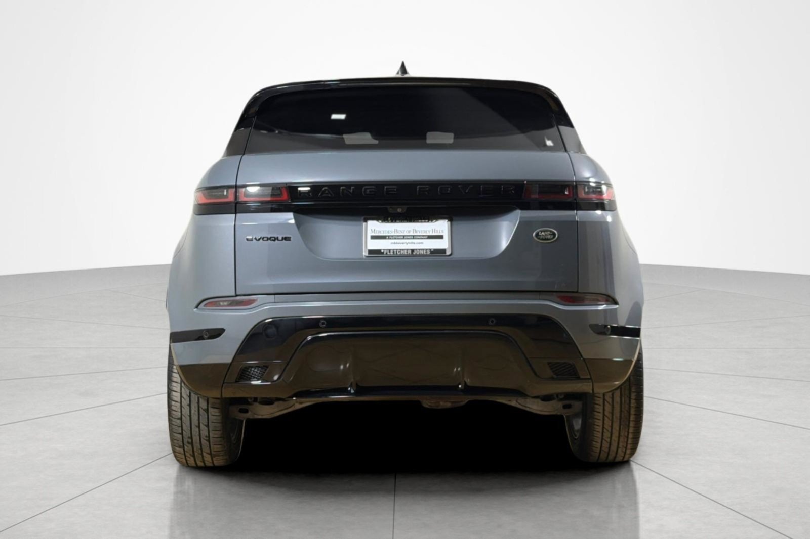 Used 2022 Land Rover Range Rover Evoque R-Dynamic SE AWD/4WD image 4