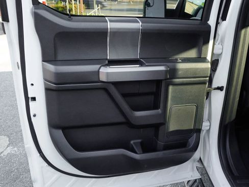 Used 2018 Ford F150 XLT w/ Equipment Group 302A Luxury AWD/4WD image 23