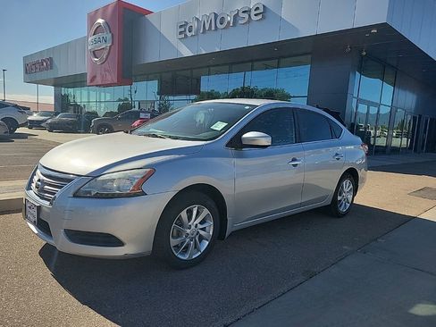 Used 2015 Nissan Sentra SV FWD image 1