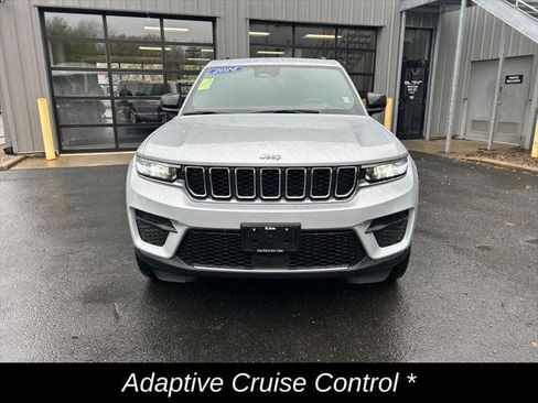 Certified 2024 Jeep Grand Cherokee Laredo w/ Luxury Tech Group I AWD/4WD image 10