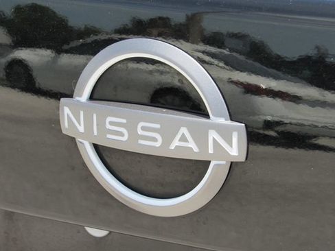 Used 2024 Nissan Sentra SV FWD image 12