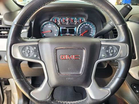 Used 2019 GMC Yukon SLT w/ Open Road Package AWD/4WD image 23