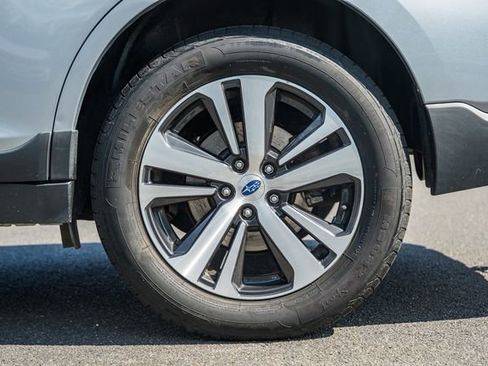 Used 2019 Subaru Outback 2.5i Limited image 18