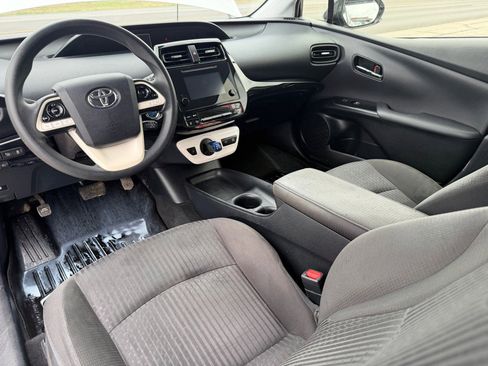 Used 2018 Toyota Prius Two w/ Prius Two Safety Plus Package image 24