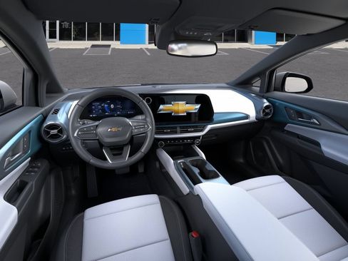 New 2026 Chevrolet Equinox EV LT AWD/4WD image 15