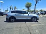 Used 2020 Volkswagen Tiguan SE image 3