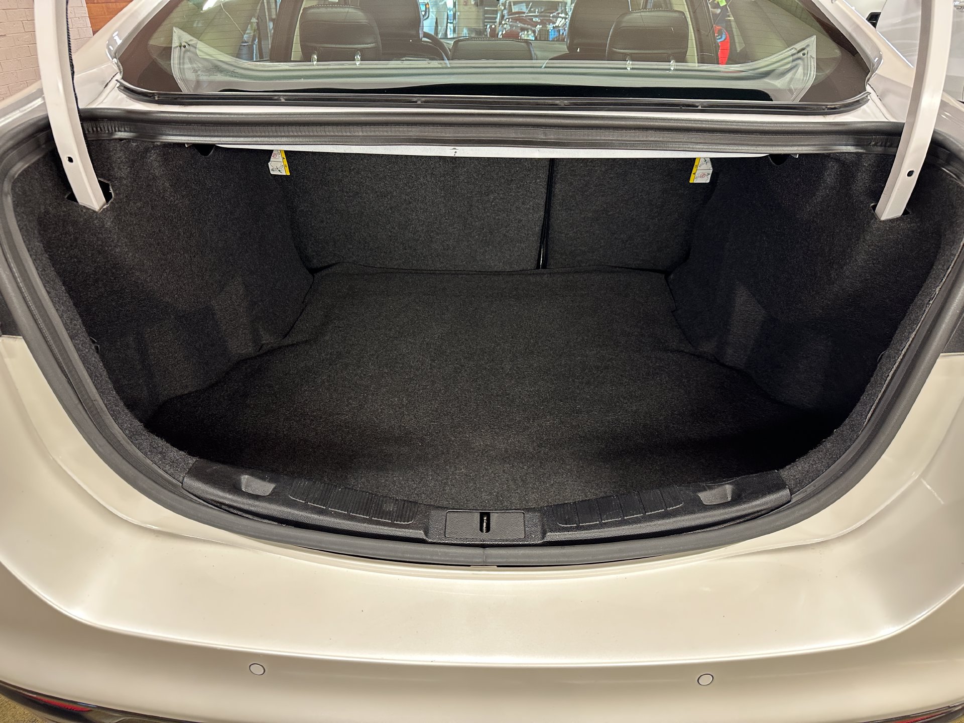 Used 2018 Ford Fusion Titanium AWD/4WD image 17