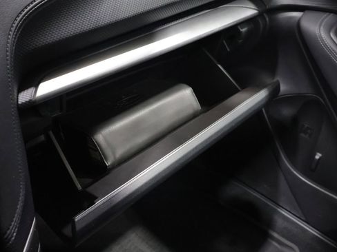 Used 2022 Subaru Forester Premium image 36