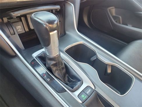 Used 2018 Honda Accord Sport image 21